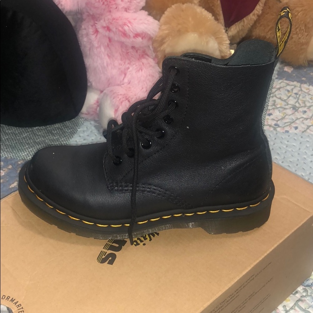 Dr.Martens Combat boots